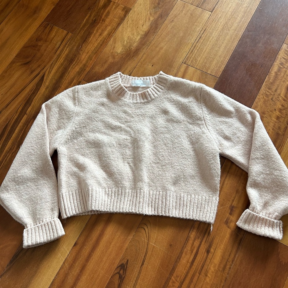 Double Zero Cropped Crewneck Sweater - light pink